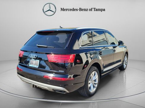 Used 2019 Audi Q7 3.0T Premium Plus w/ Premium Plus Package image 3