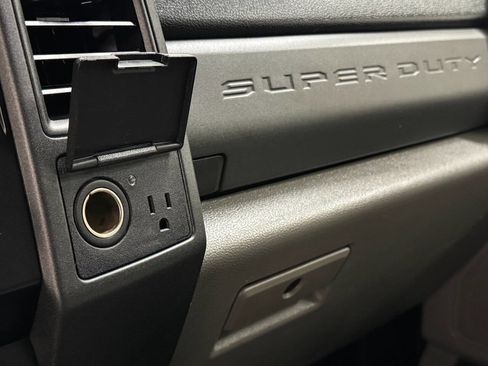 Used 2019 Ford F250 XL w/ Power Equipment Group image 65