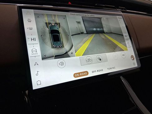 New 2026 Land Rover Range Rover Sport SE image 25