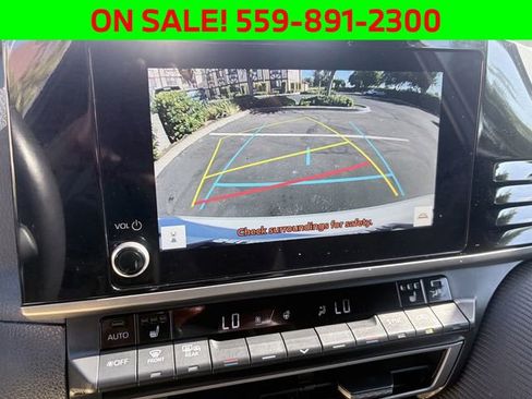 Used 2025 Toyota Camry SE w/ Convenience Package FWD image 18