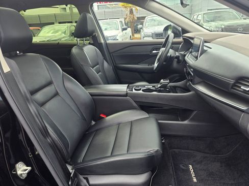 Used 2023 Nissan Rogue SV w/ SV Premium B Package AWD/4WD image 35