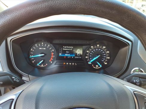 Used 2020 Ford Fusion S image 17