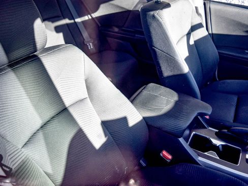 Used 2015 Honda Accord LX image 10