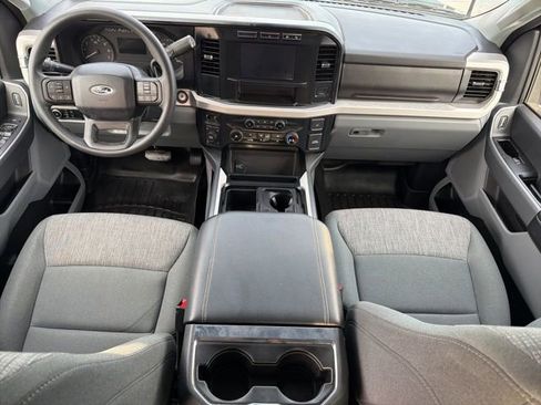 Used 2024 Ford F250 XLT image 17