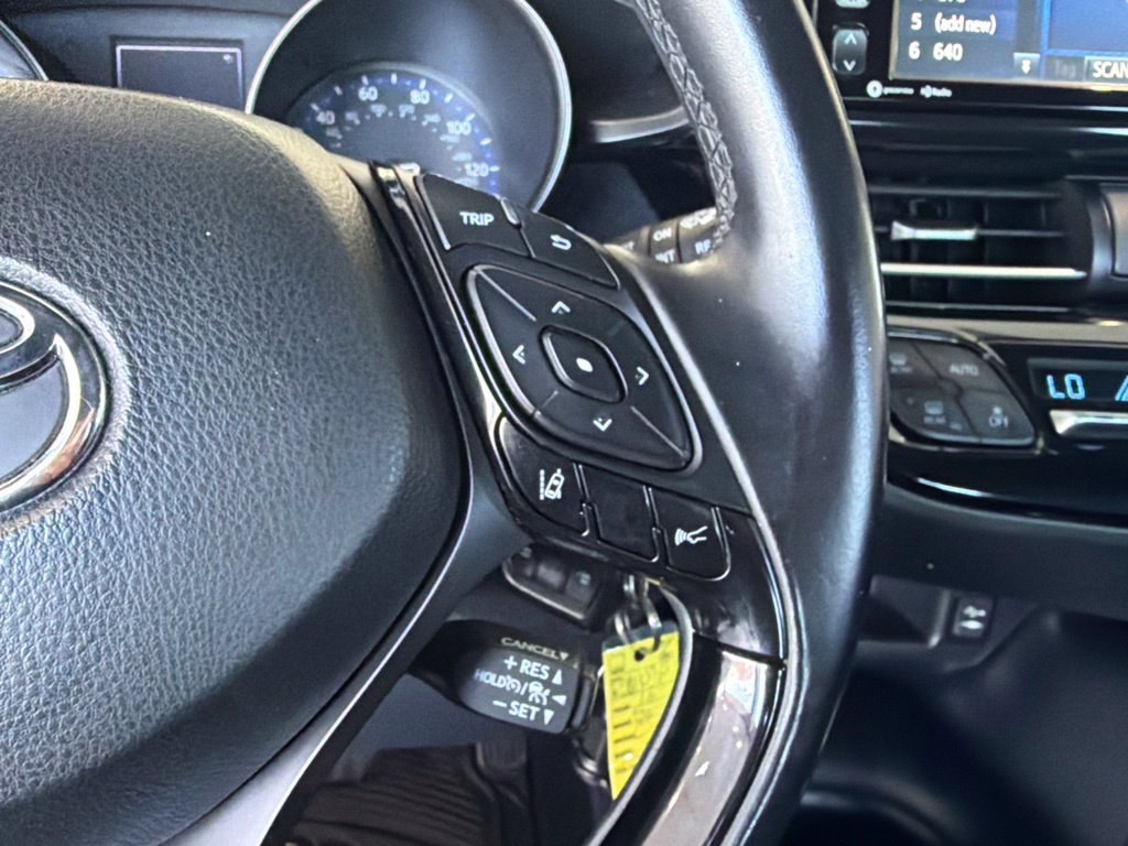 Certified 2018 Toyota C-HR XLE FWD image 24