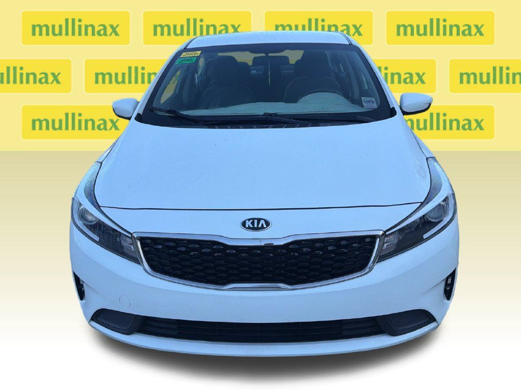 Used 2017 Kia Forte LX FWD image 14