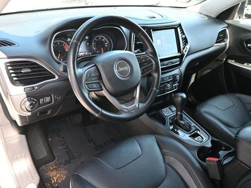 Used 2019 Jeep Cherokee Limited FWD image 7