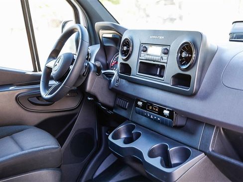 New 2025 Mercedes-Benz Sprinter 2500 image 11