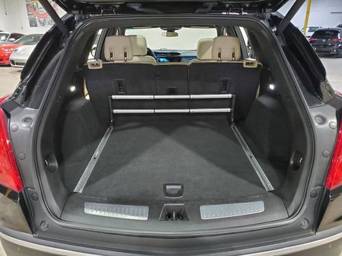 Used 2017 Cadillac XT5 Premium Luxury image 40