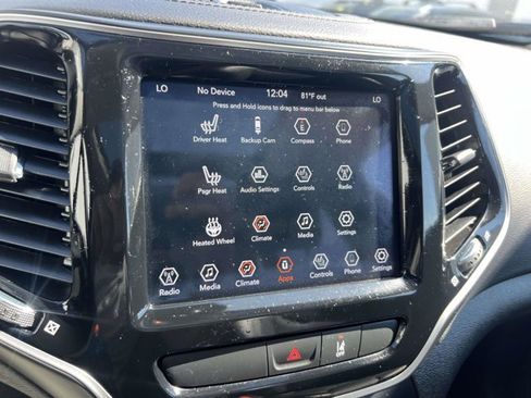 Certified 2022 Jeep Cherokee Limited image 27