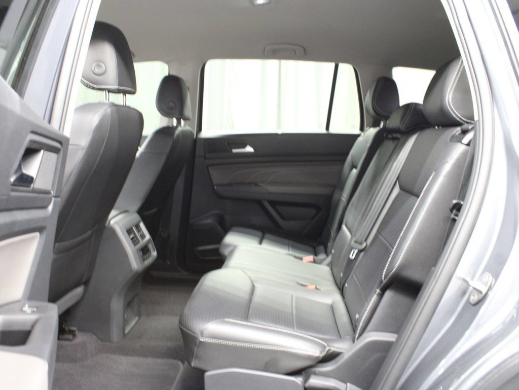Used 2023 Volkswagen Atlas SE AWD/4WD image 15