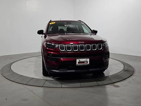 Used 2022 Jeep Compass Latitude w/ Sun and Sound Group image 4