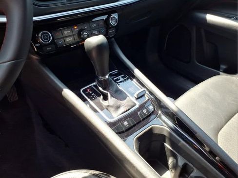 Used 2025 Jeep Compass Trailhawk AWD/4WD image 20