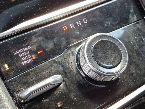 Used 2022 Jeep Grand Cherokee L Limited AWD/4WD image 15