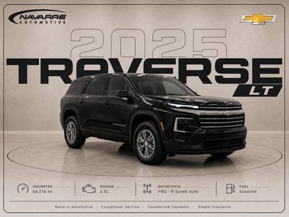 Used 2025 Chevrolet Traverse LT