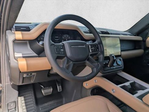 New 2026 Land Rover Defender 110 V8 image 3
