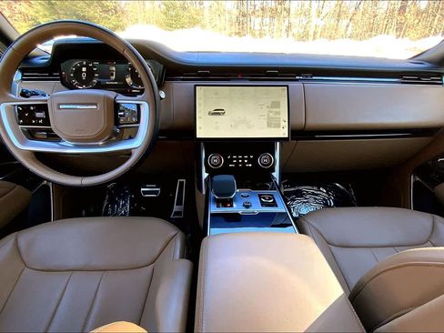 Used 2023 Land Rover Range Rover Autobiography image 15