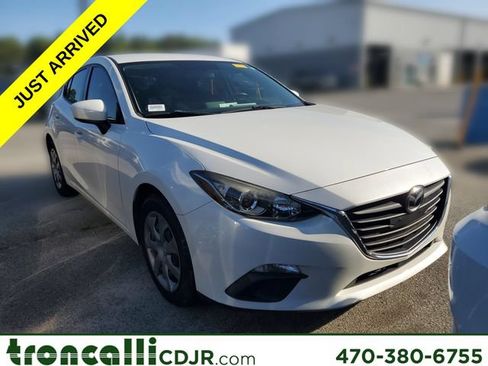Used 2016 MAZDA MAZDA3 i Sport FWD image 1