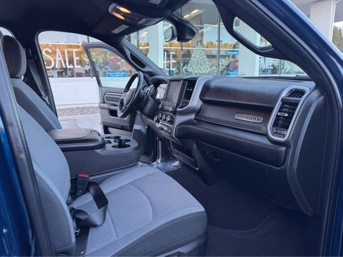 Used 2024 RAM 2500 Big Horn w/ Bed Utility Group image 10