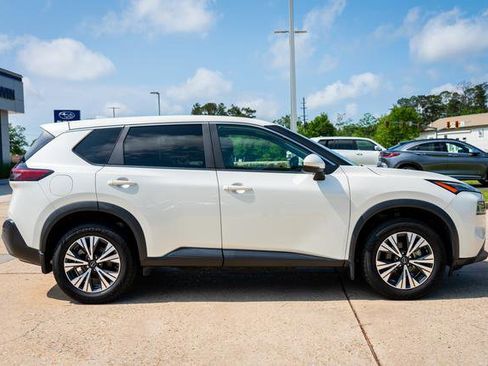 Used 2023 Nissan Rogue SV FWD image 19