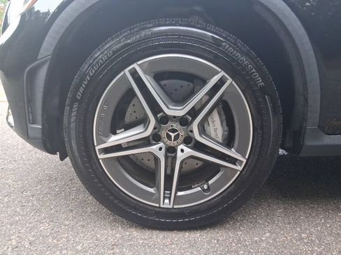 Used 2020 Mercedes-Benz GLC 300 4MATIC w/ AMG Line image 10