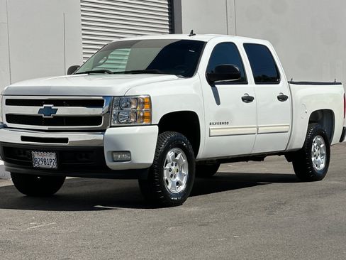 Used 2011 Chevrolet Silverado 1500 LT w/ All-Star Edition RWD image 8