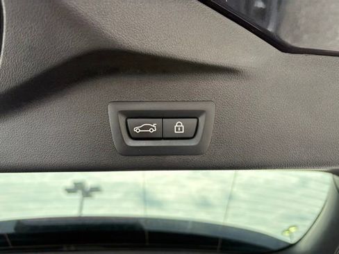 Used 2023 BMW X5 xDrive45e w/ Climate Comfort Package image 39