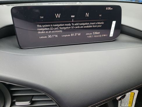 New 2026 MAZDA MAZDA3 Hatchback w/Premium Plus Pkg image 28