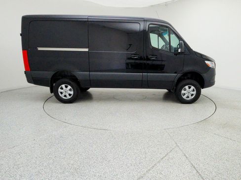 Used 2026 Mercedes-Benz Sprinter 2500 image 5