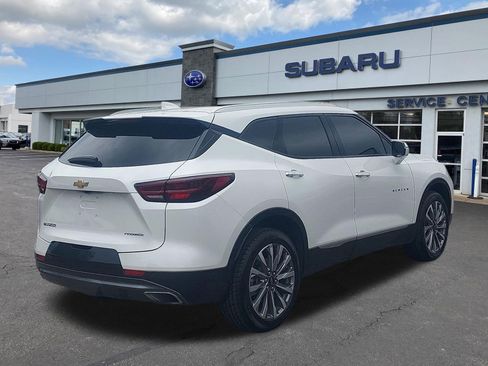 Used 2023 Chevrolet Blazer Premier FWD image 7