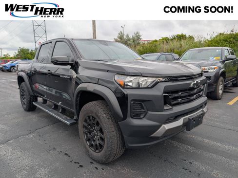 Used 2024 Chevrolet Colorado Trail Boss w/ Advanced Trailering Package AWD/4WD image 1
