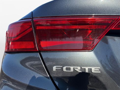Certified 2023 Kia Forte LXS image 21