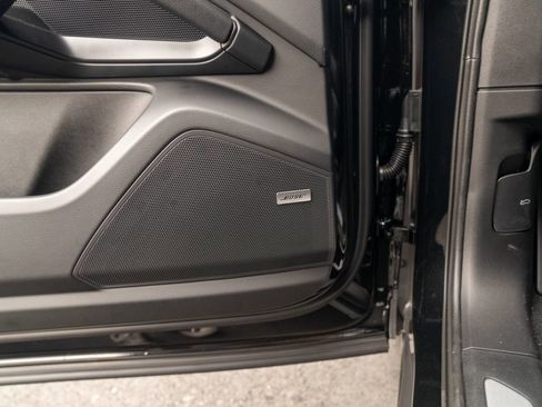 New 2026 Porsche Cayenne Base image 27