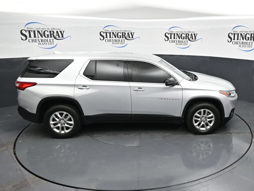 Used 2021 Chevrolet Traverse LS FWD image 25