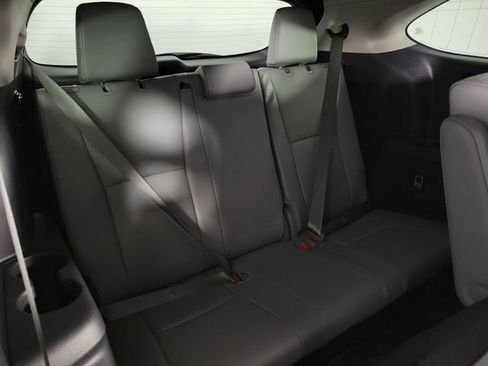 Used 2026 Toyota Highlander Limited AWD/4WD image 16