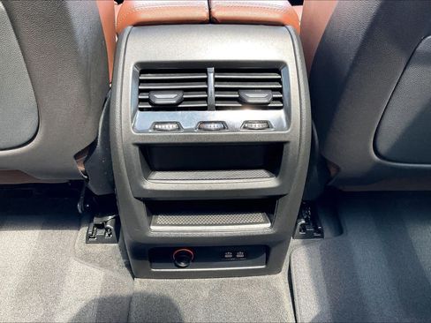 Used 2024 BMW X5 xDrive40i w/ Premium Package AWD/4WD image 36