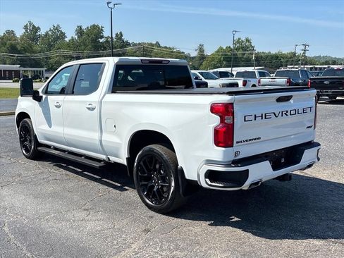 Used 2023 Chevrolet Silverado 1500 RST AWD/4WD image 5