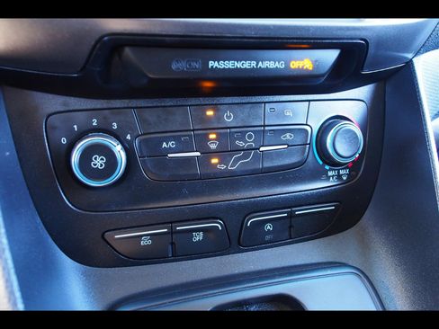 Used 2021 Ford Transit Connect XLT image 22