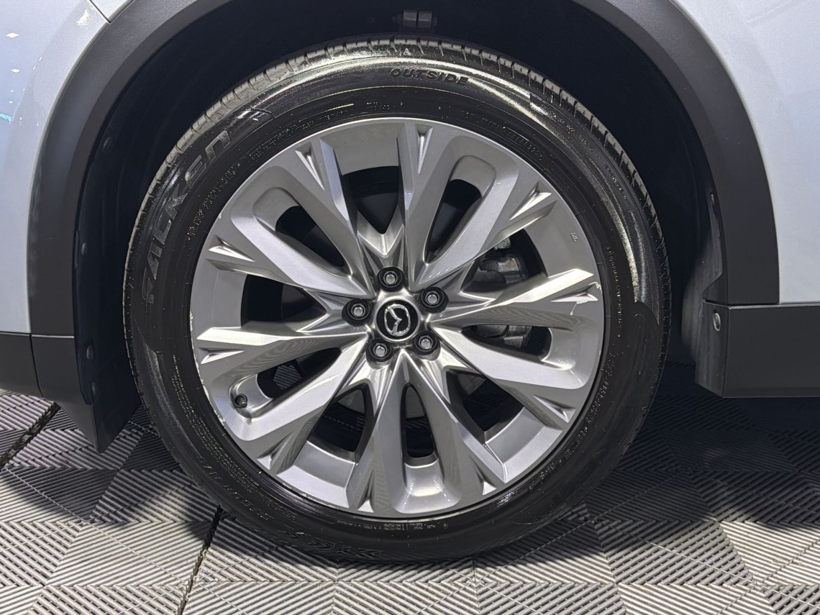 Used 2024 MAZDA CX-90 3.3 Turbo w/ Premium Package AWD/4WD image 14