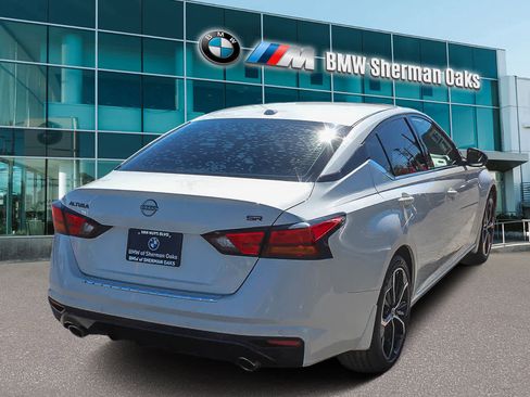 Used 2023 Nissan Altima 2.5 SR image 4
