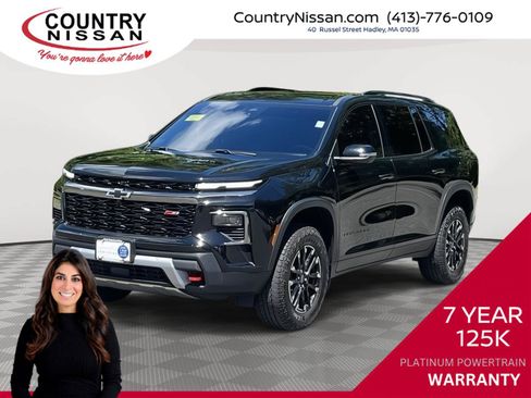 Used 2024 Chevrolet Traverse Z71 AWD/4WD image 1