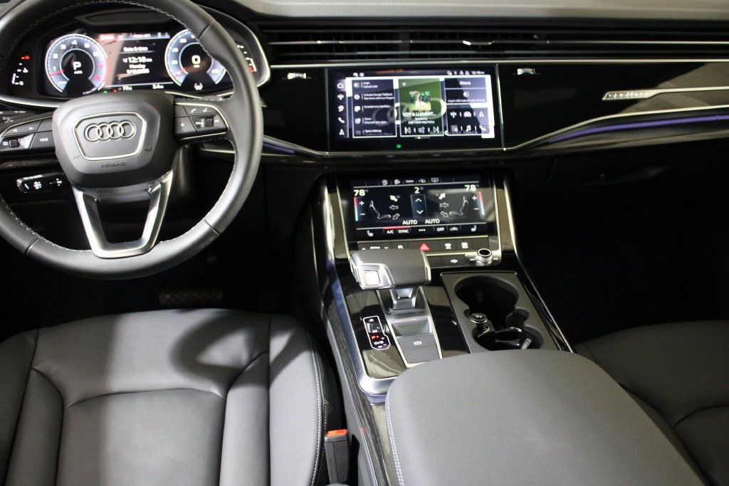 Used 2024 Audi Q8 Premium AWD/4WD image 17