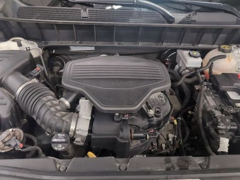 Used 2018 GMC Acadia Denali image 27