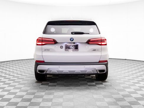 Used 2023 BMW X5 xDrive45e w/ Climate Comfort Package image 4