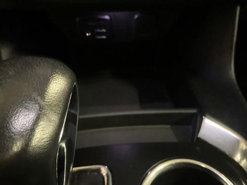 Used 2021 Chevrolet Traverse RS w/ LPO, Floor Liner Package image 23