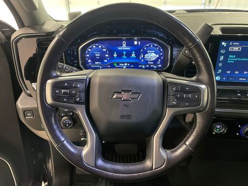 Used 2022 Chevrolet Silverado 1500 RST AWD/4WD image 30