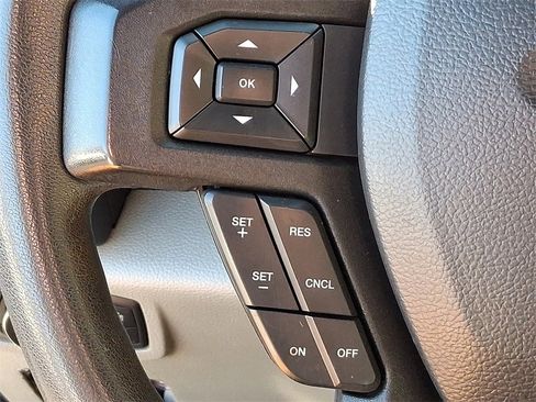 Used 2022 Ford F250 XL w/ Power Equipment Group image 21