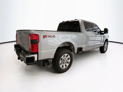 Used 2024 Ford F250 Lariat w/ Lariat Ultimate Package AWD/4WD image 7