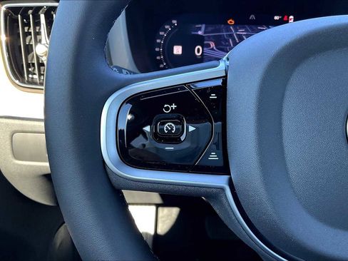 New 2026 Volvo XC60 B5 Plus w/ Protection Package Premier image 17