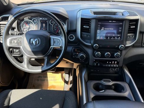 Used 2019 RAM 1500 Big Horn AWD/4WD image 8